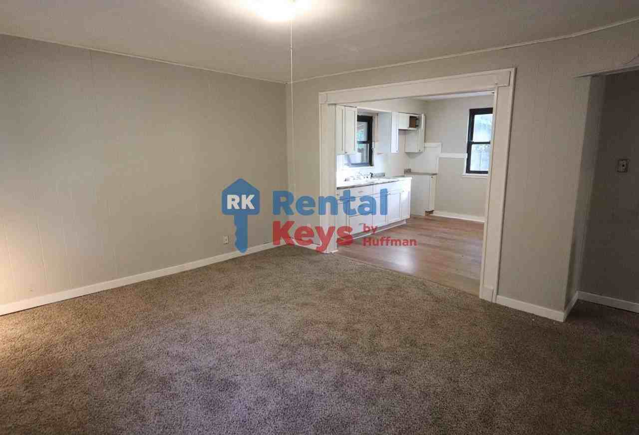 2616 S Dexter Ave - Photo 5 of 15