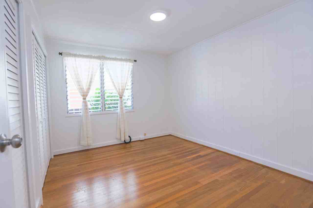 3360 Pakanu St - Photo 5 of 18