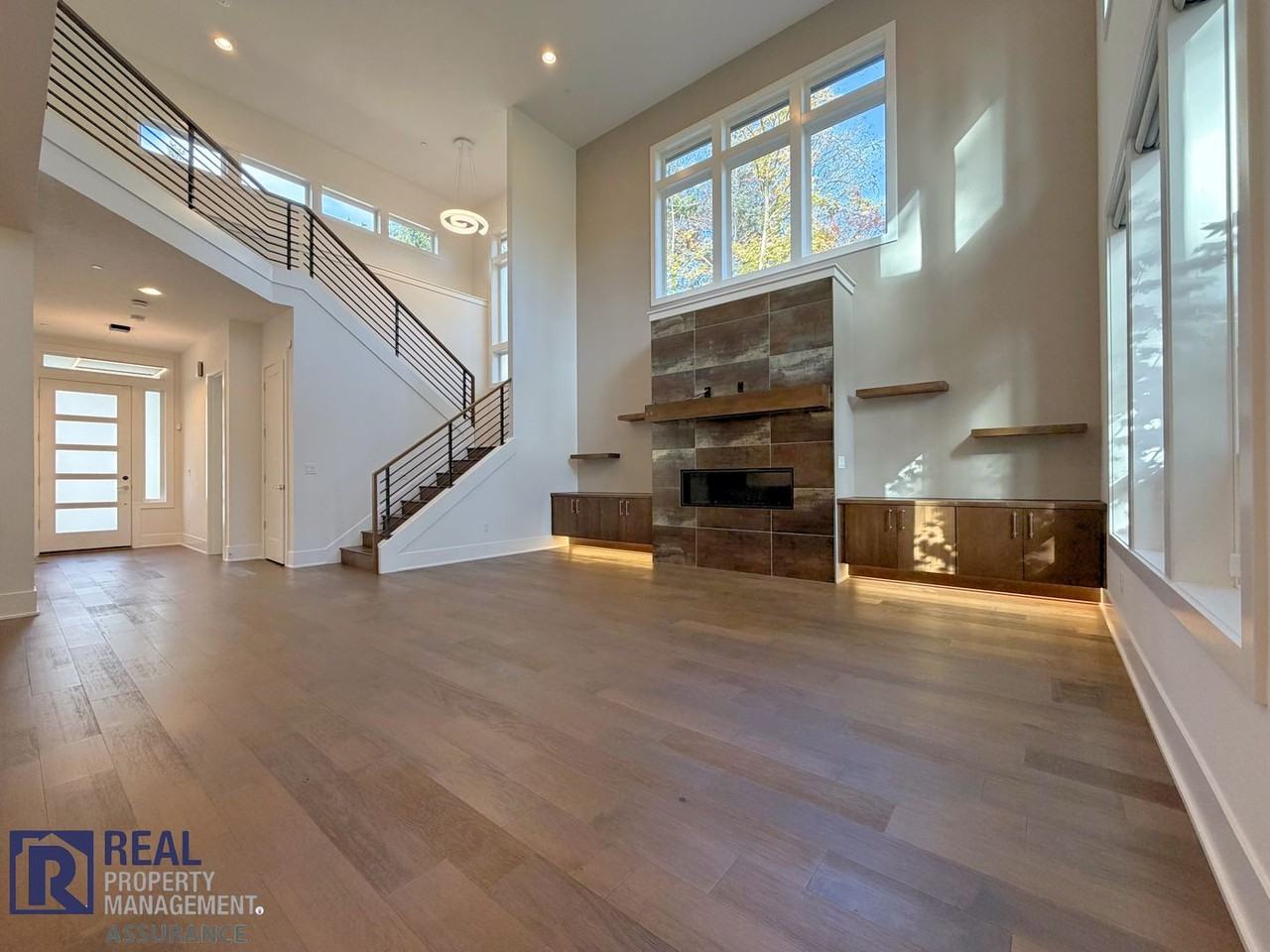 4520 Sw 59th Ave - Photo 5 of 32