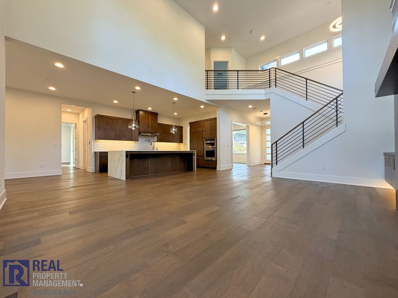 4520 Sw 59th Ave - Photo 6 of 32