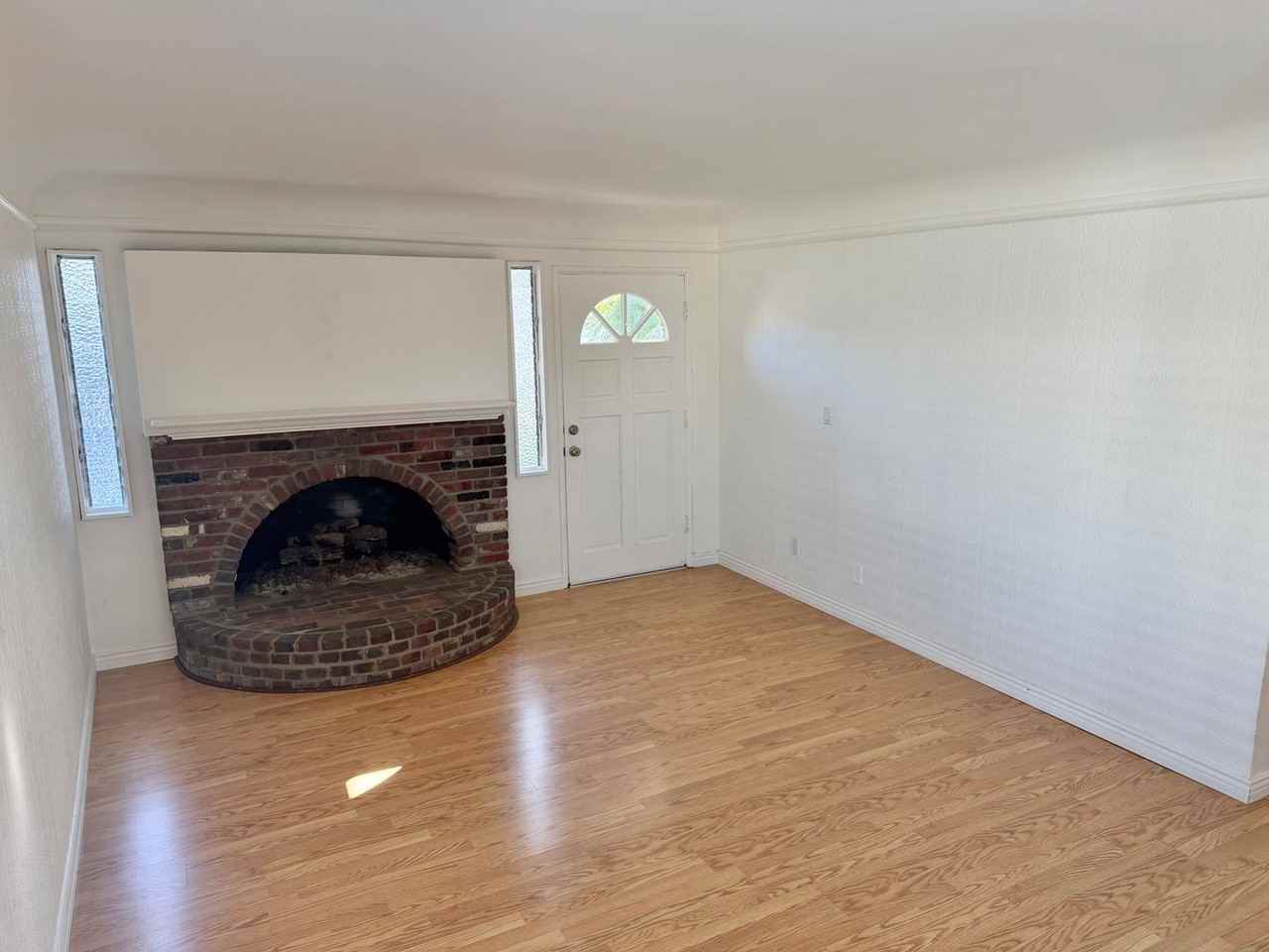 1803 Ripley Ave - Photo 4 of 21