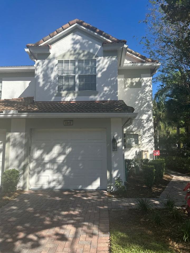 6908 Sperone St - Photo 3 of 15