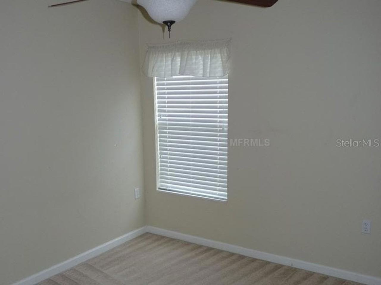 6908 Sperone St - Photo 6 of 15
