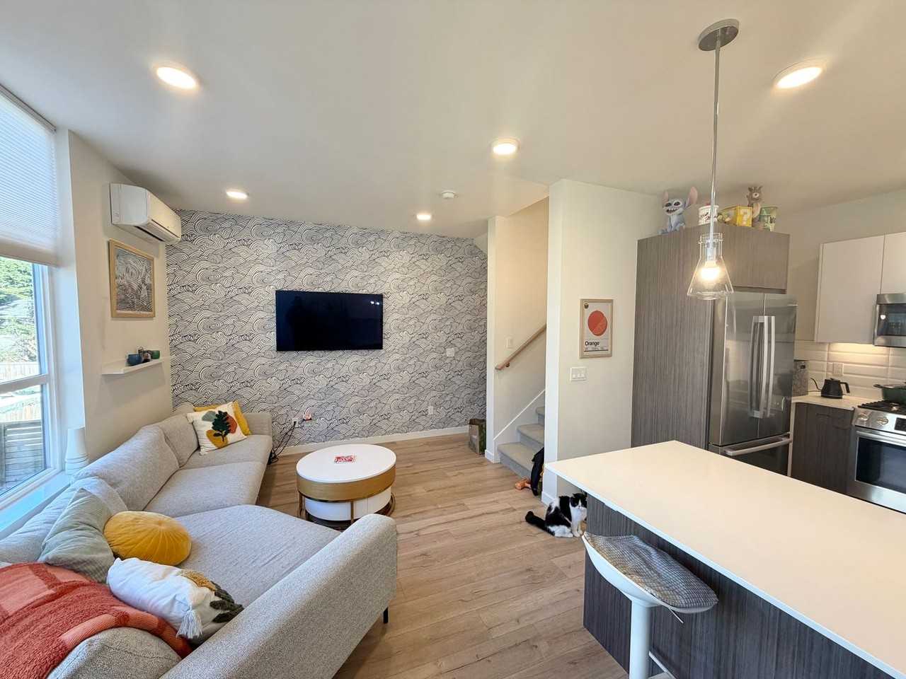 14339 Stone Ave N #E - Photo 3 of 20