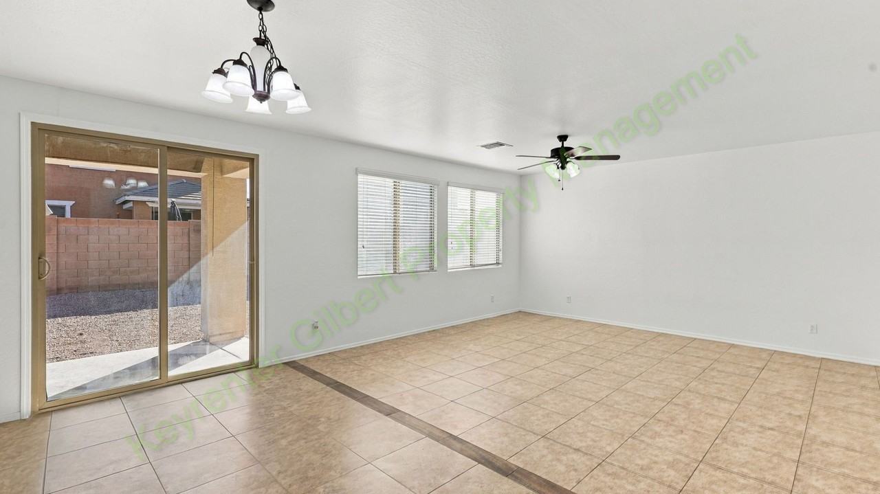 23693 S 210th Pl - Photo 4 of 42