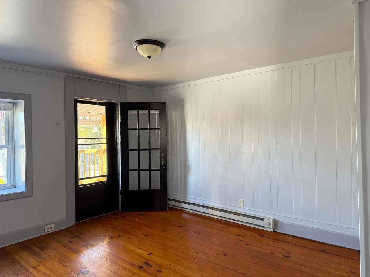 519 N Lime St - Photo 2 of 23