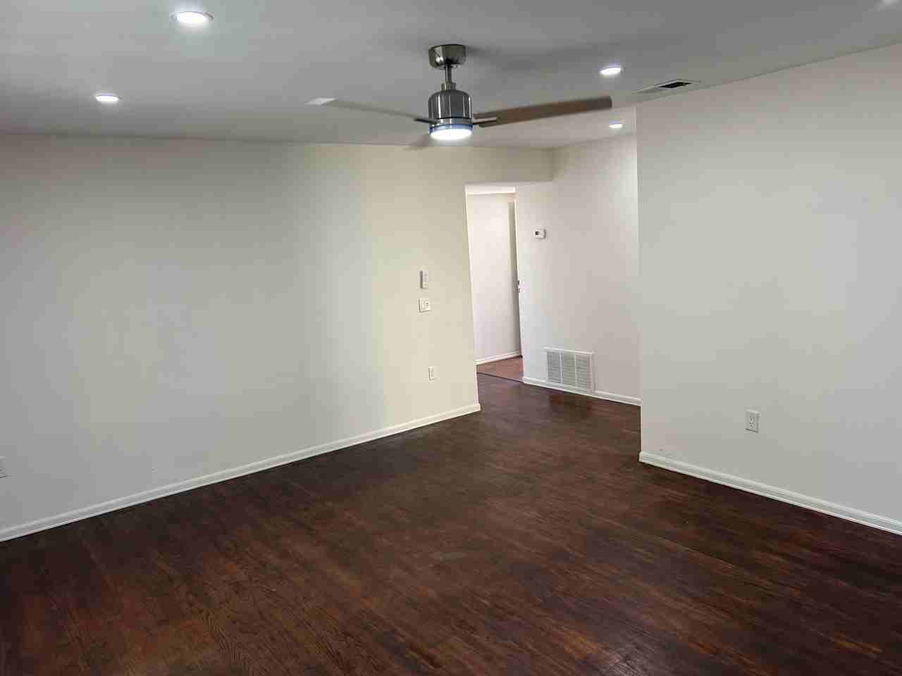 118 Amherst Ave #A - Photo 4 of 24