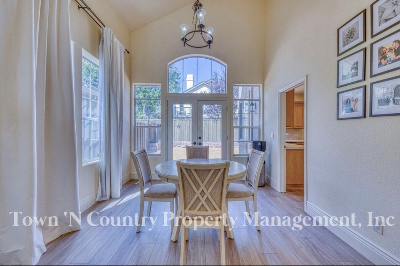 17677 River Run Rd - Photo 7 of 25