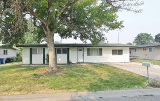 featured image of 115 N Rowena St