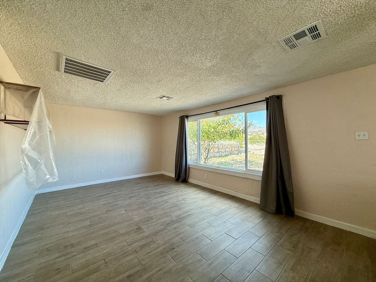 3630 Evalyn Ave - Photo 2 of 12
