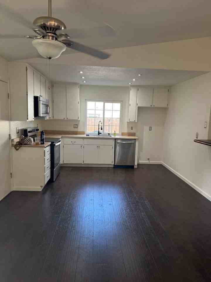 9173 Renee Ann St - Photo 6 of 17