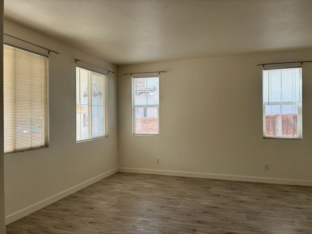 4420 Cloudywing Rd - Photo 6 of 50