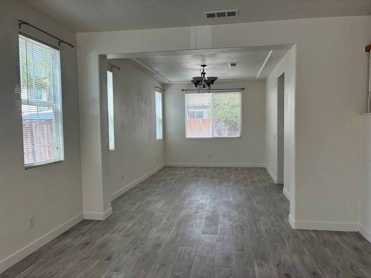 4420 Cloudywing Rd - Photo 7 of 50