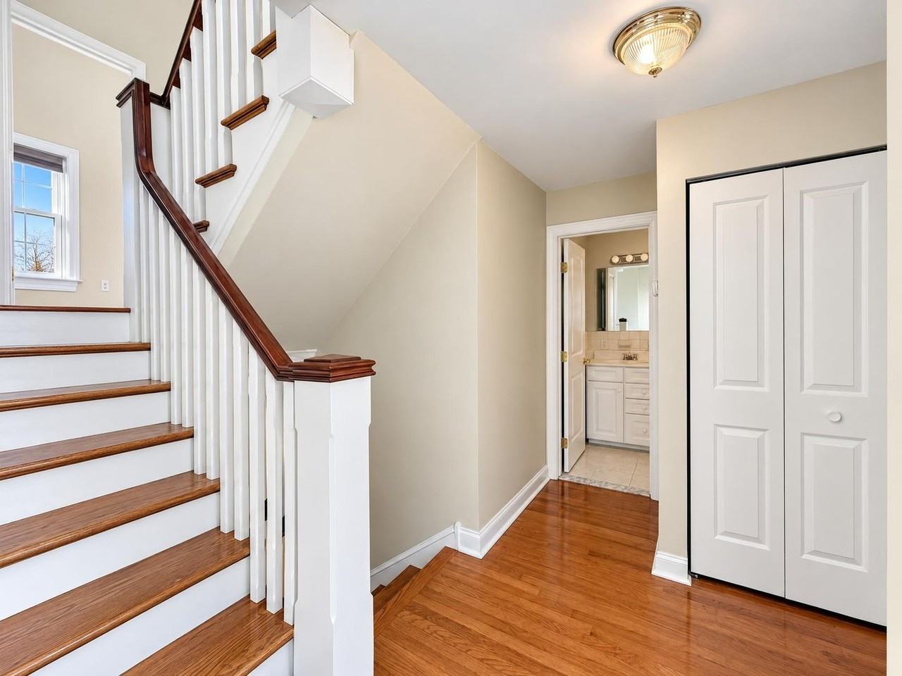 4455 Silverwood St - Photo 6 of 28