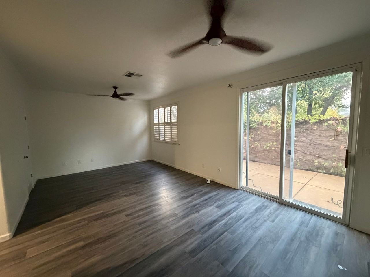 2337 Coffeeberry Rd - Photo 4 of 12