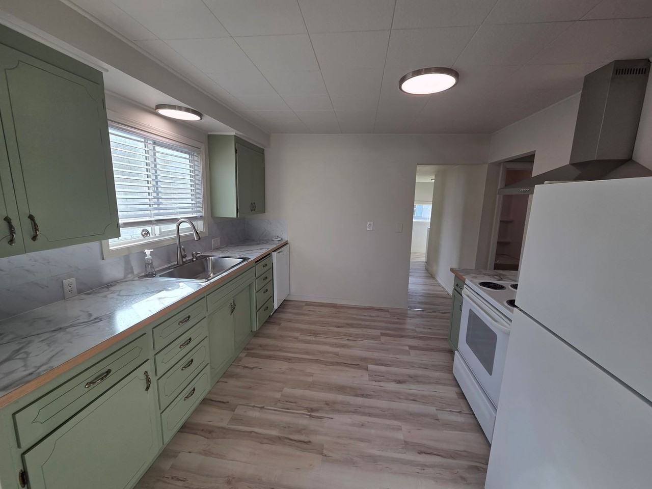 626 Highland Dr - Photo 6 of 20