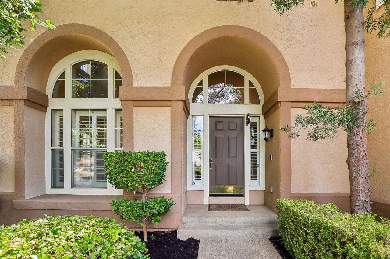 2814 Barret Dr - Photo 4 of 50