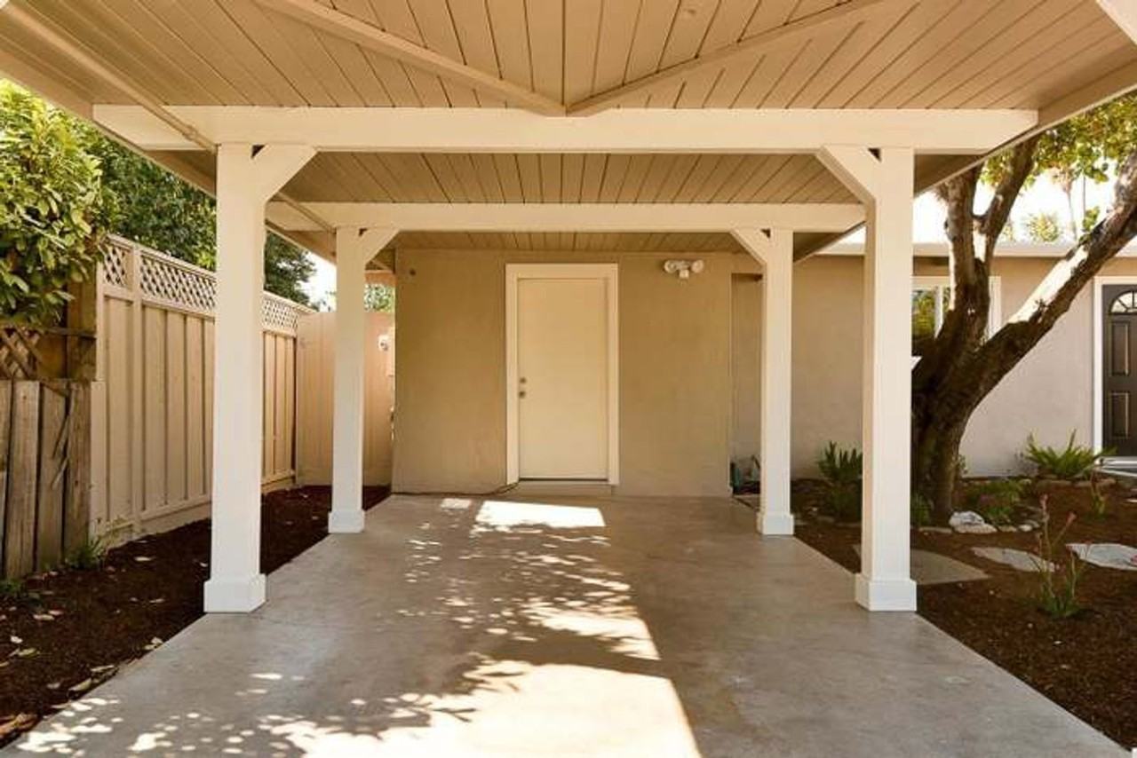 36 Henderson Pl - Photo 3 of 12