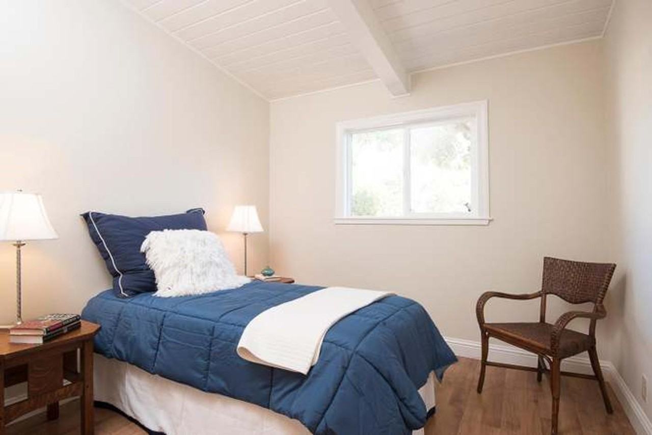 36 Henderson Pl - Photo 5 of 12