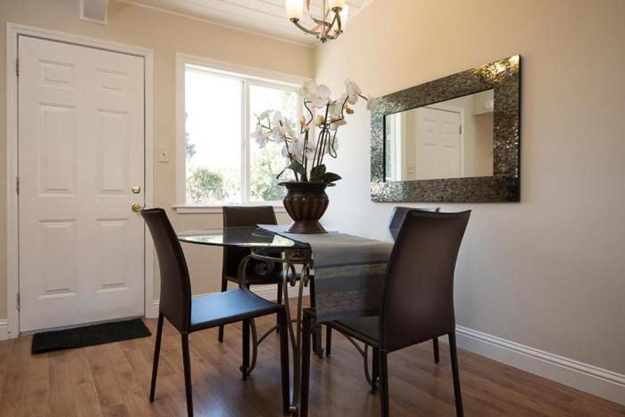 36 Henderson Pl - Photo 7 of 12