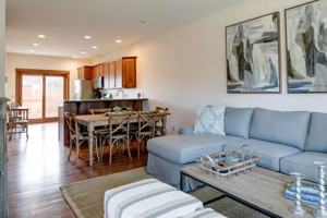 featured image of 113 E 1st St