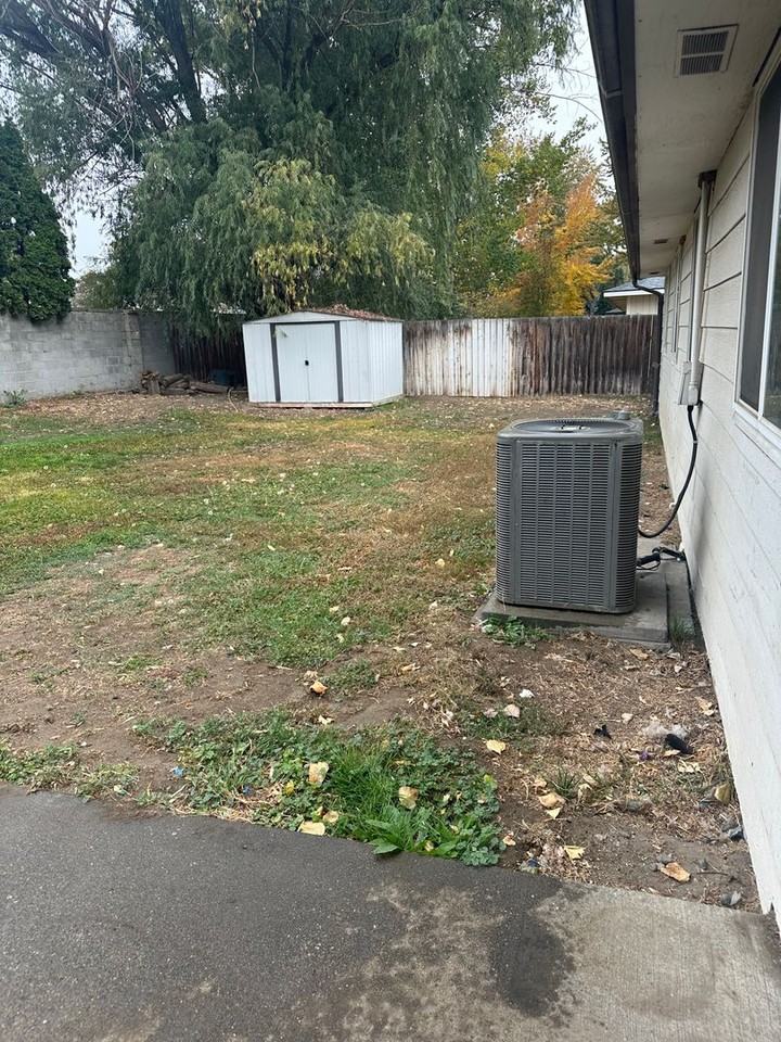 535 W Moore Ave - Photo 7 of 33