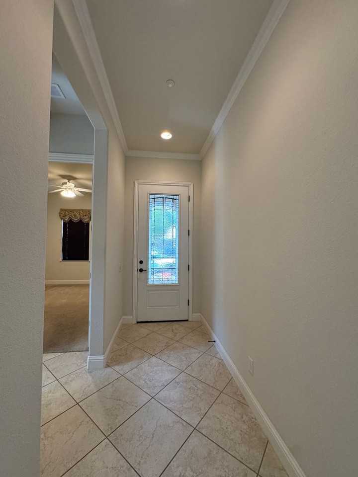 2233 Coryton Ln - Photo 4 of 36