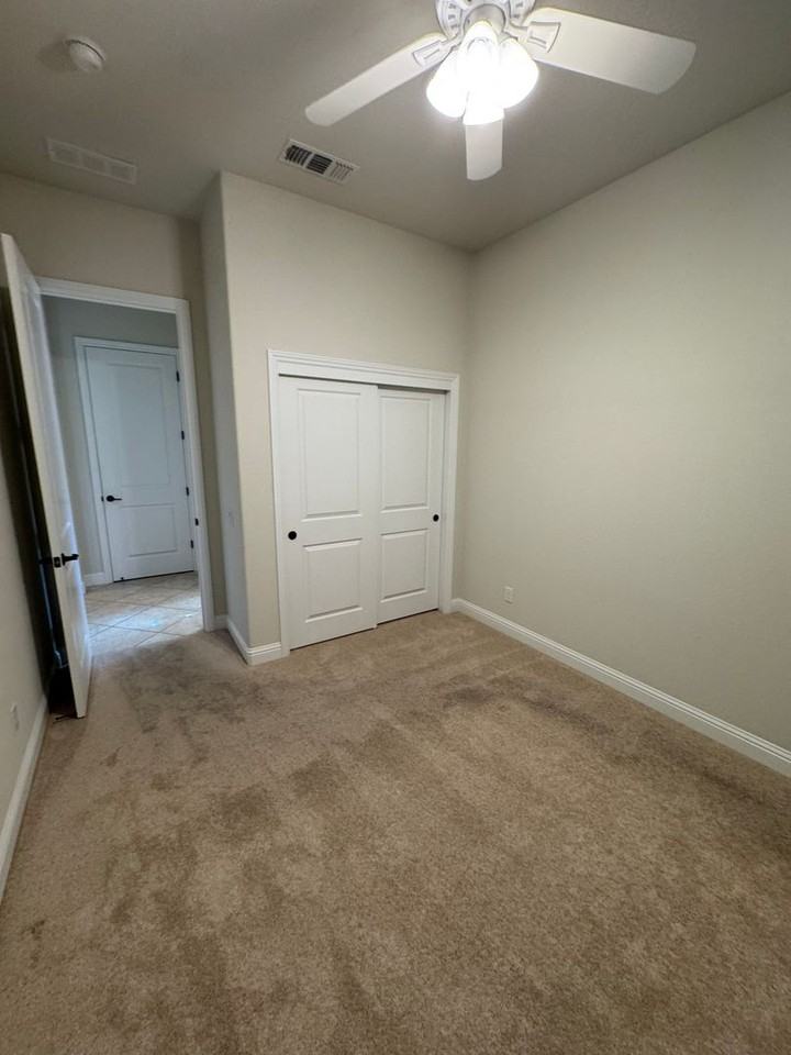 2233 Coryton Ln - Photo 6 of 36