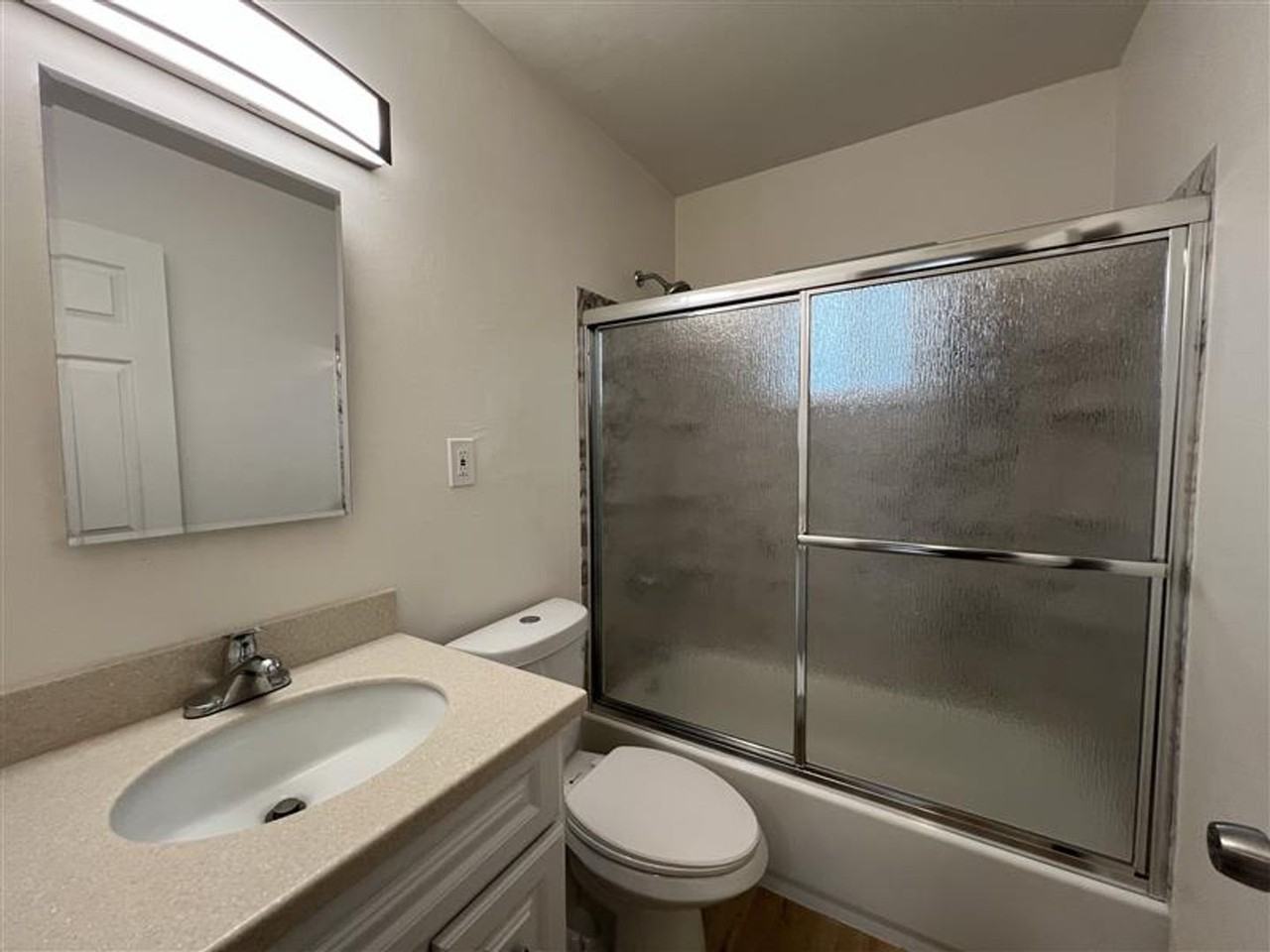 2221 Waterford Rd - Photo 7 of 11