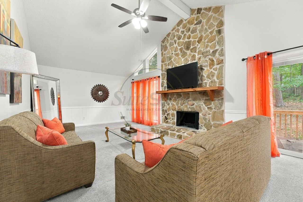 Find Your Suite! Comfortable, Furnished Living in Stone Mountain, GA - Photo 2 of 25