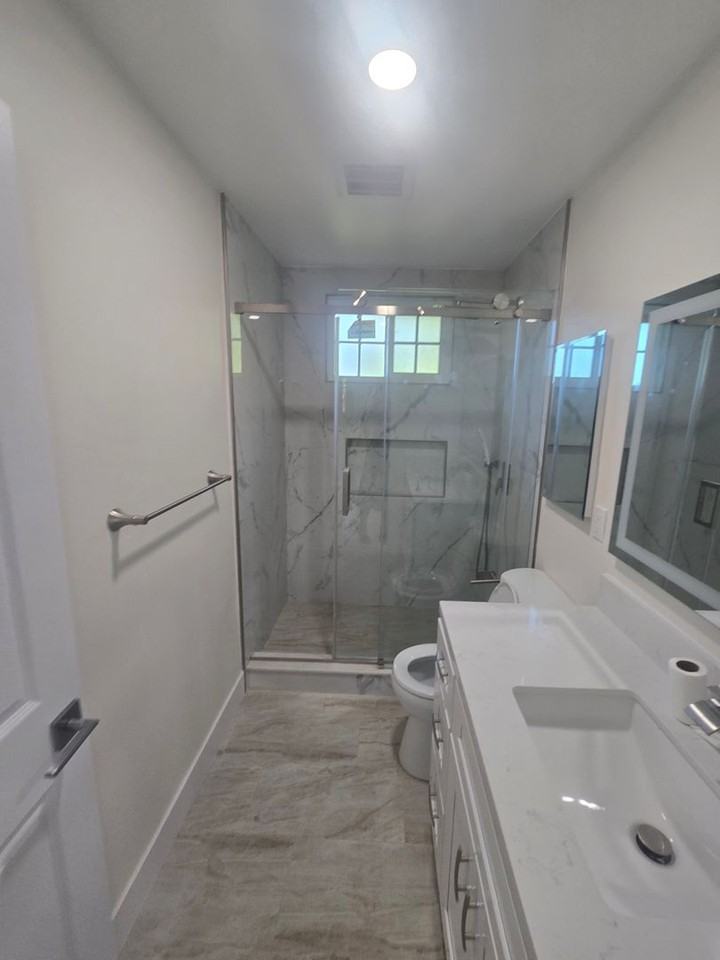 4827 W 7th St - Photo 7 of 14