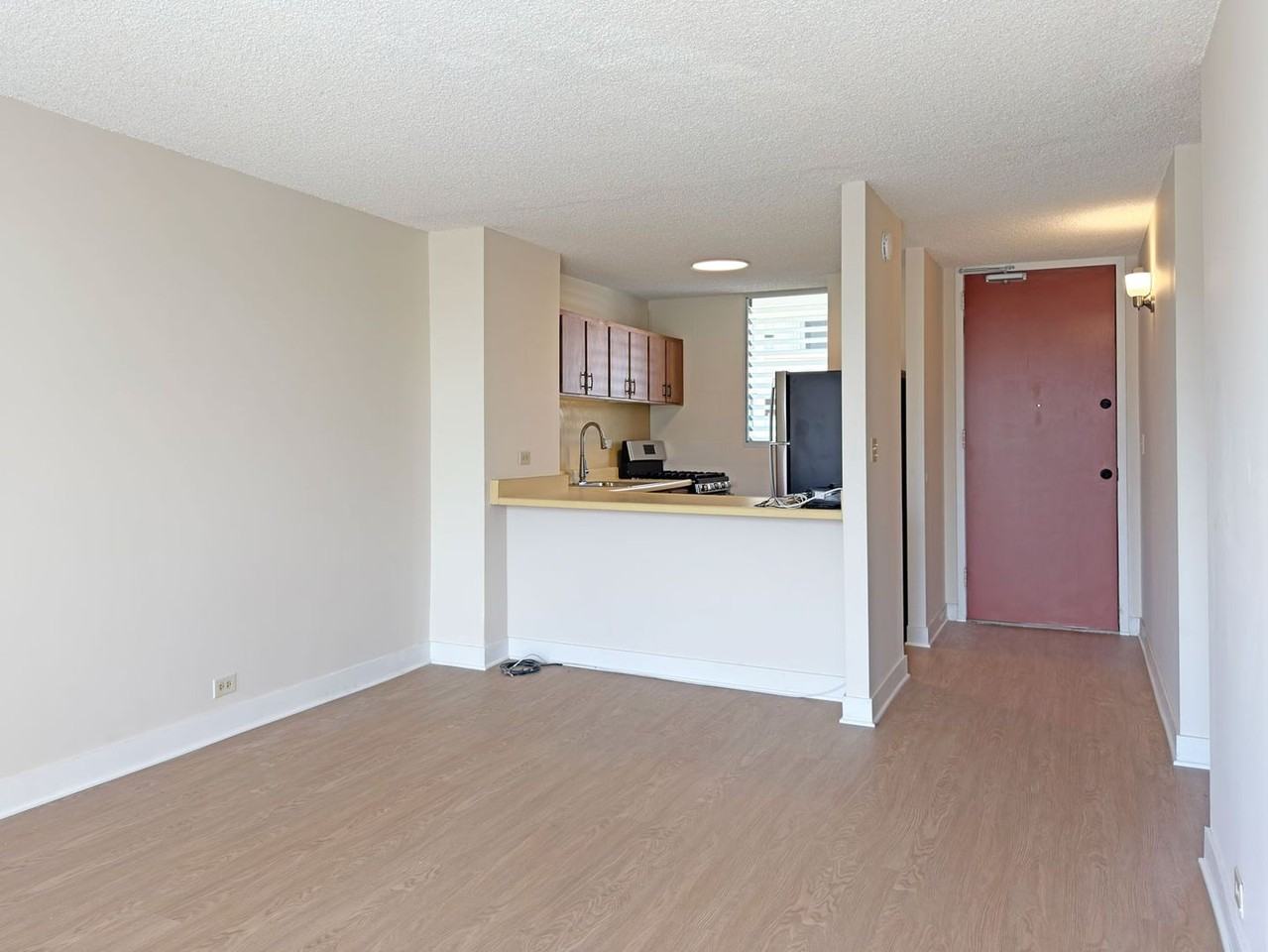 949 Ala Nanala St #304 - Photo 3 of 21