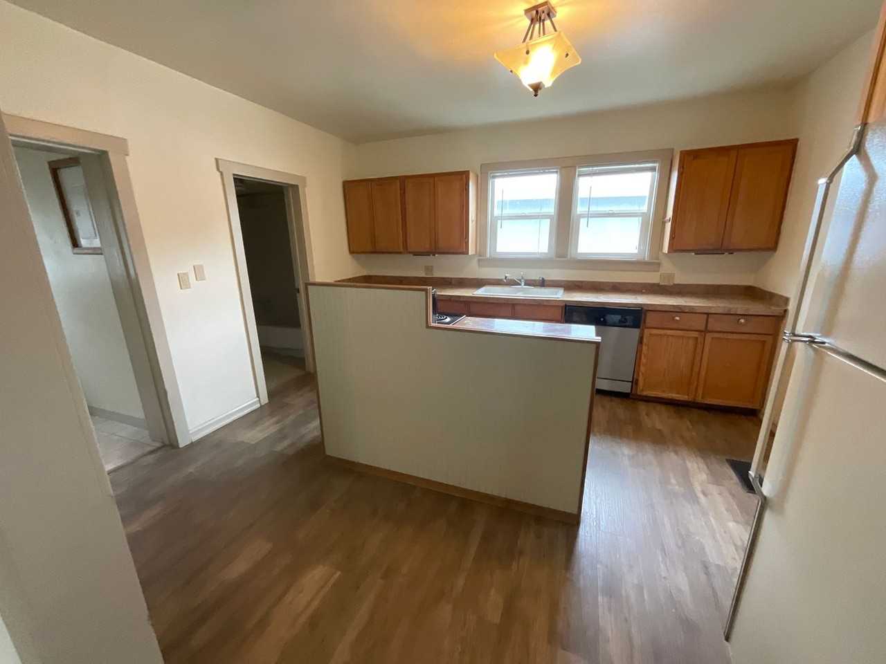 2015 Cedar St - Photo 3 of 18