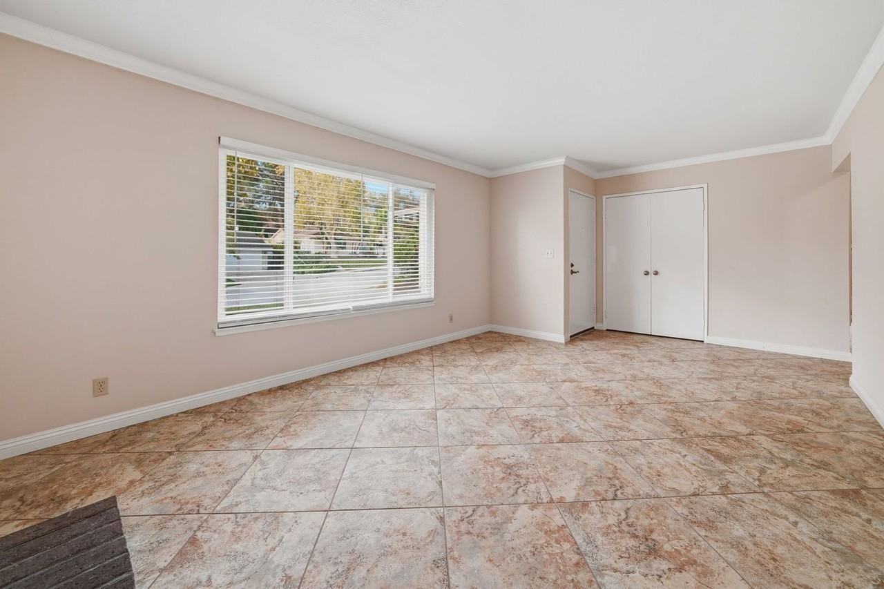 23241 Redbud Ridge Cir - Photo 6 of 27