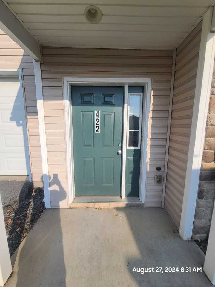 422 Viewpoint Way - Photo 2 of 45