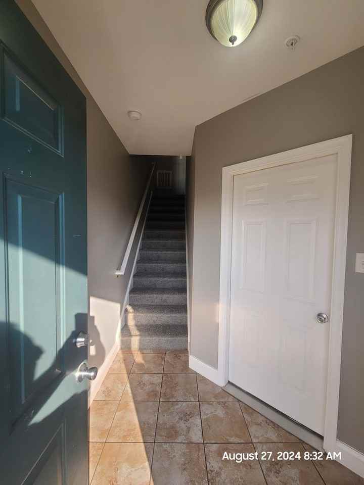 422 Viewpoint Way - Photo 3 of 45