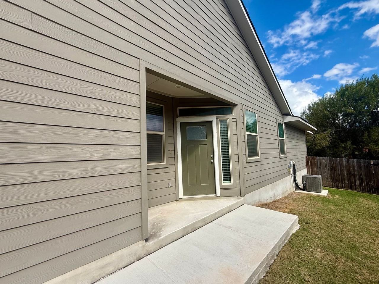 110 Joseph Cir - Photo 3 of 22