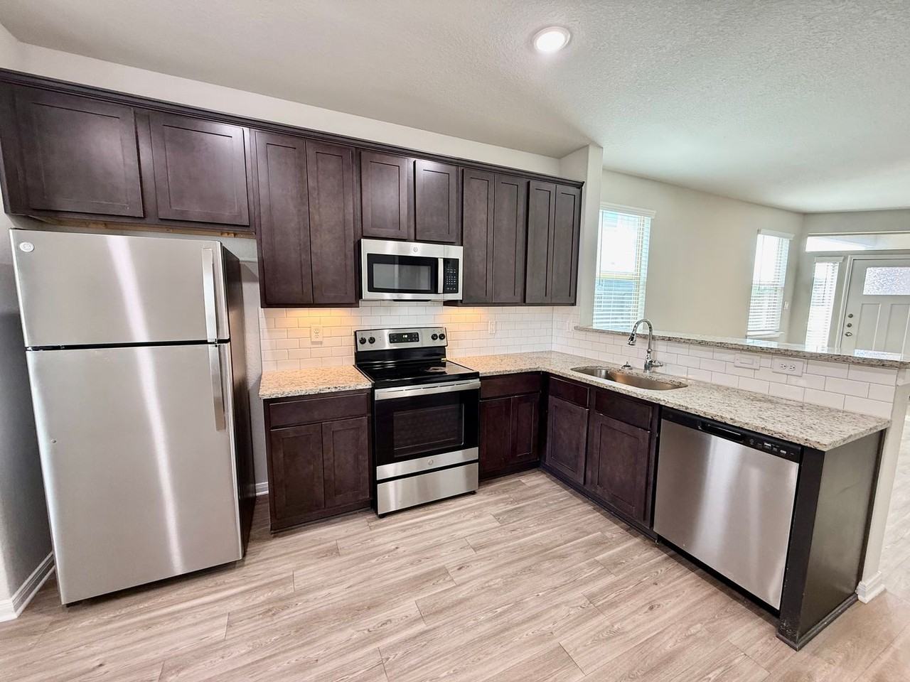 110 Joseph Cir - Photo 7 of 22