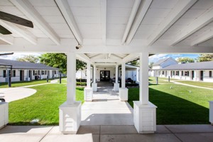 featured image of 1113 E Gurley St