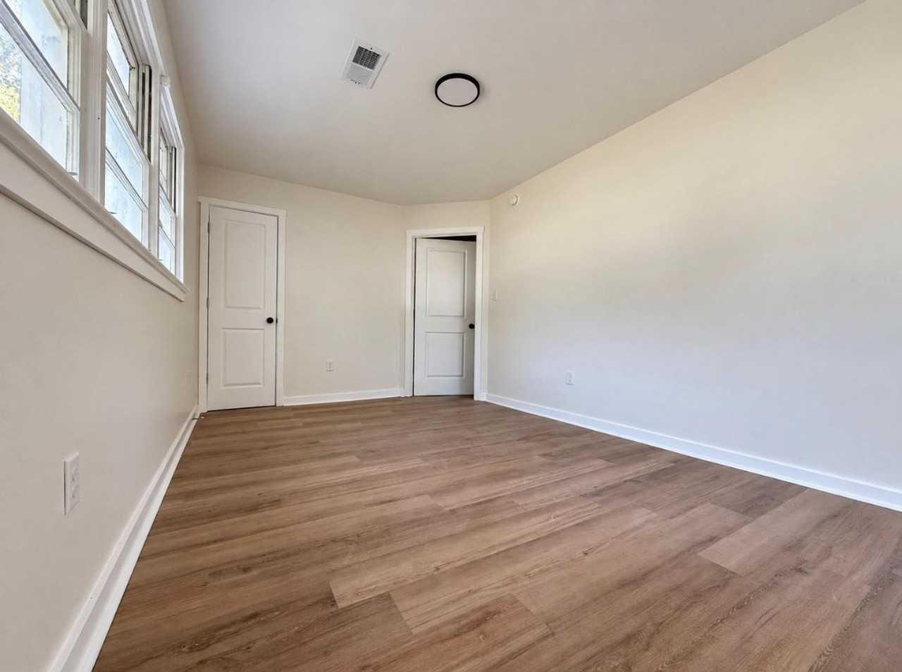 4009 Chelsea Dr - Photo 4 of 11