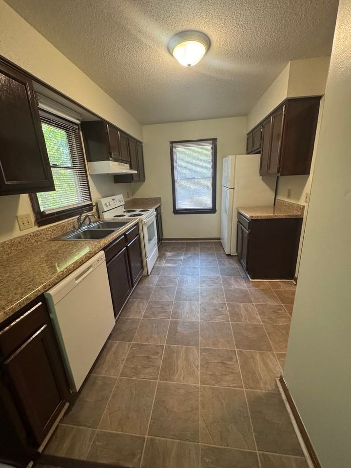 5112A Vann St - Photo 6 of 27