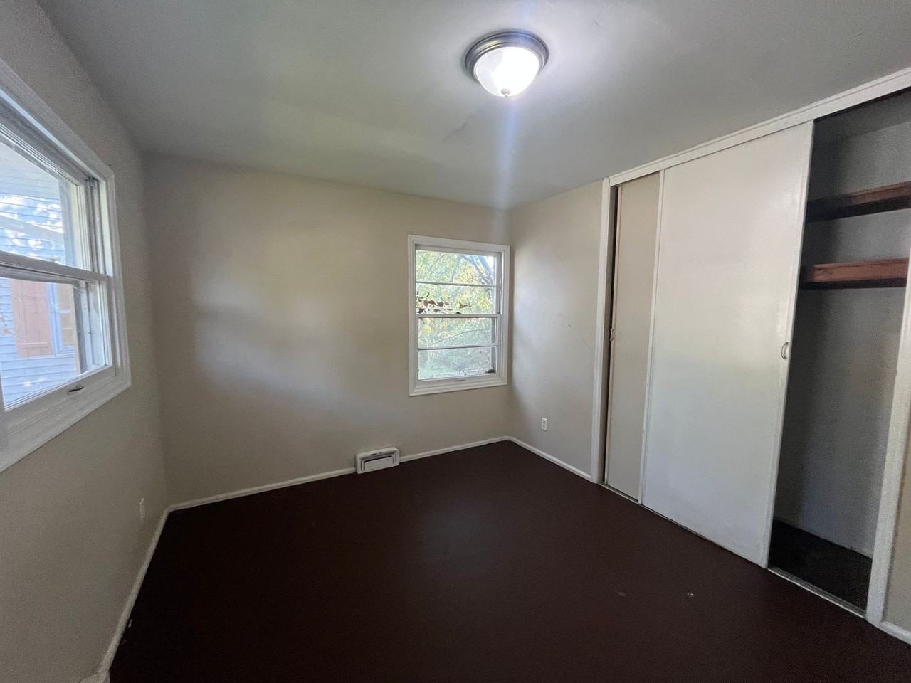 238 Estridge Rd - Photo 3 of 35
