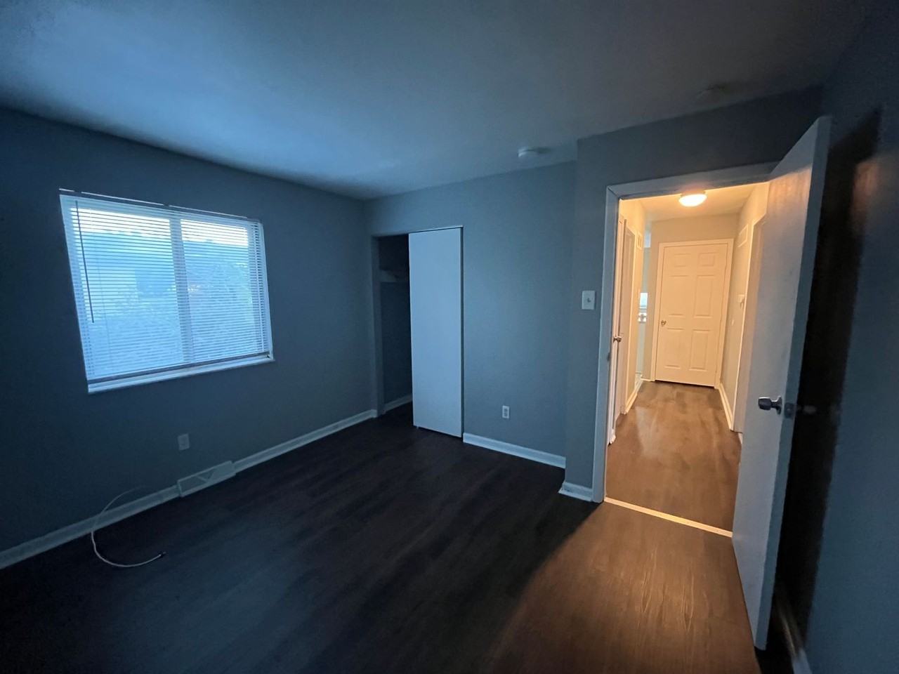 6029 Washington Ave - Photo 6 of 23