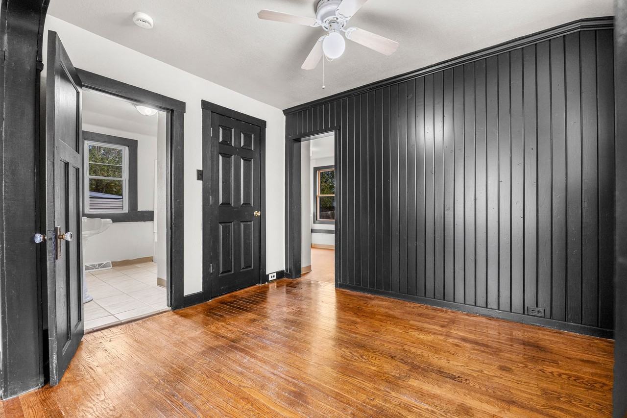 1812 Francis Ave - Photo 7 of 14