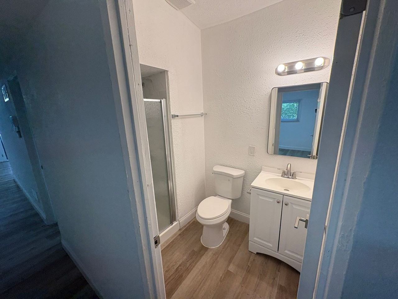 8300 Pepperidge Dr - Photo 5 of 9