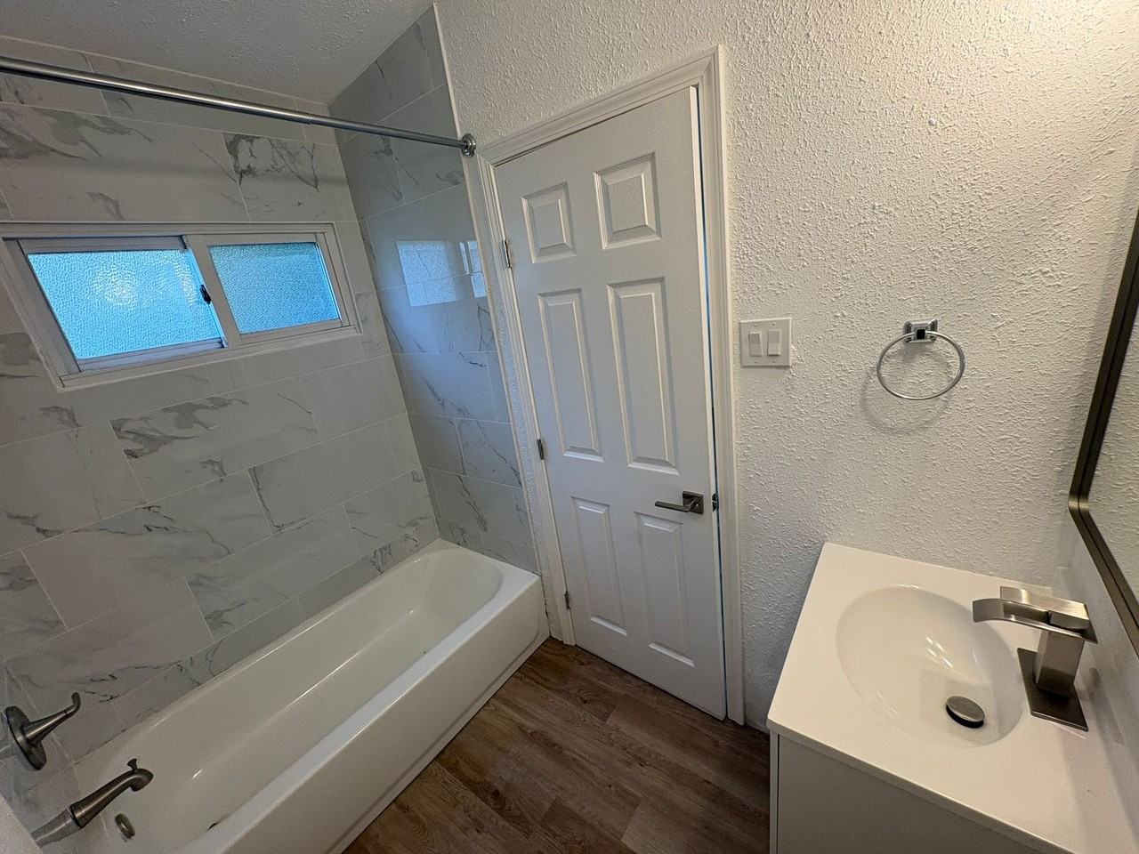 8300 Pepperidge Dr - Photo 6 of 9