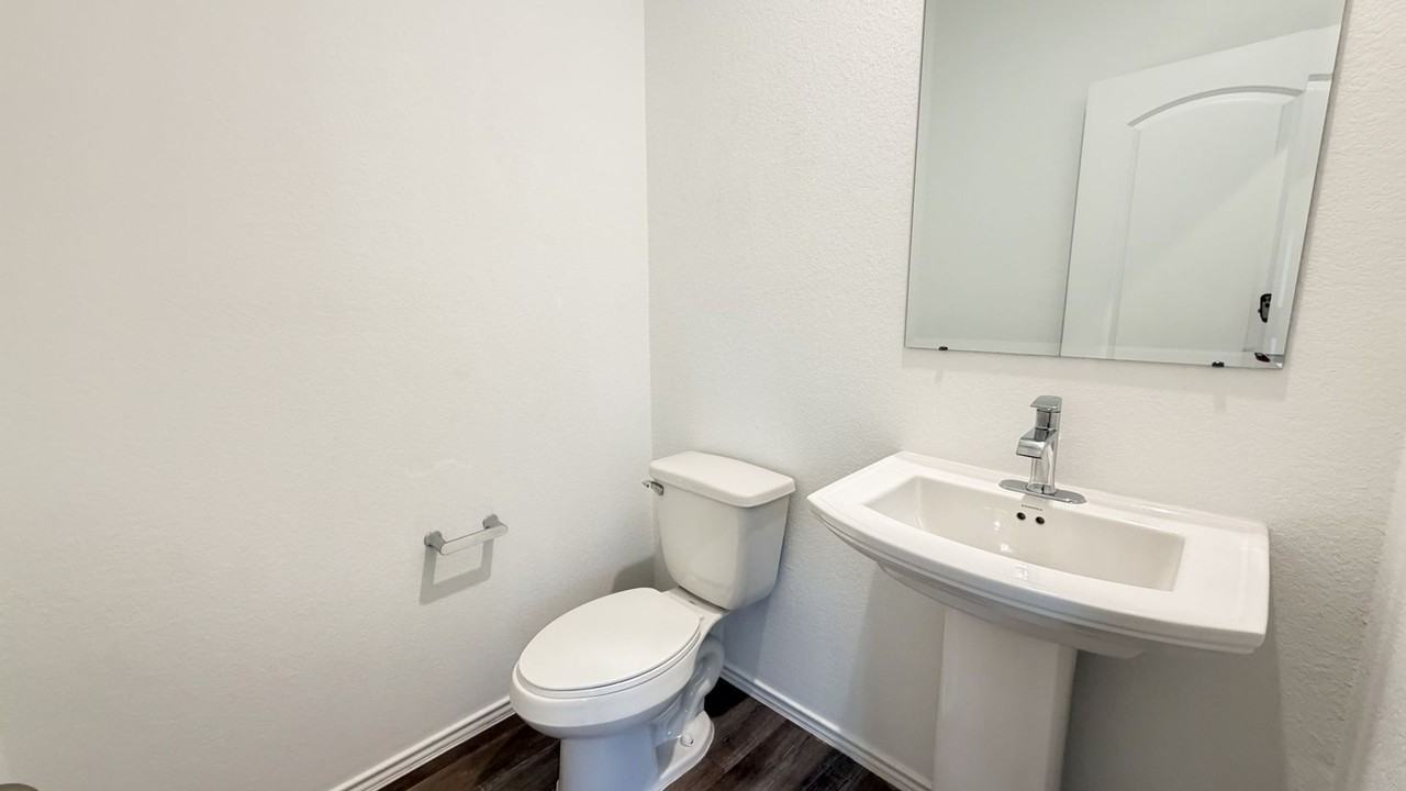 5742 Indigo Ridge Ct - Photo 5 of 31