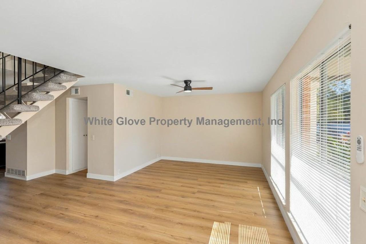 9851 Villa Pacific Dr - Photo 6 of 18