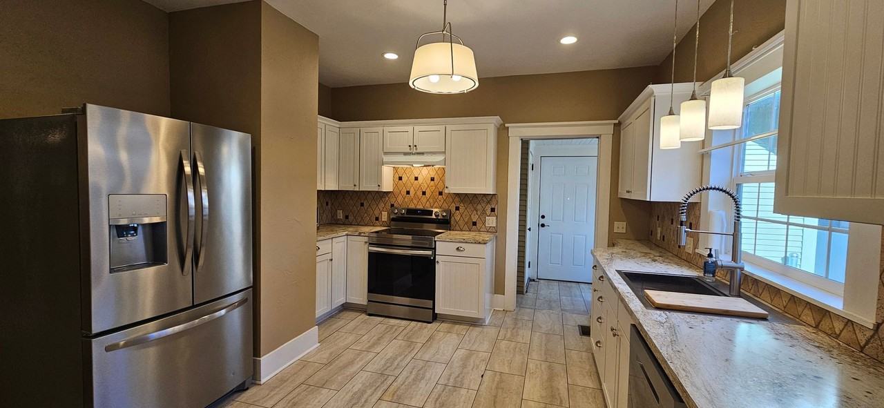1215 E Montgomery Ave - Photo 6 of 20