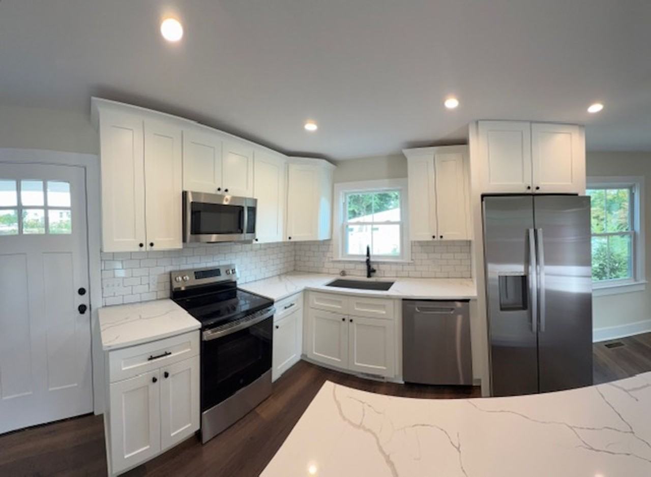 1121 Brighton Rd - Photo 5 of 11
